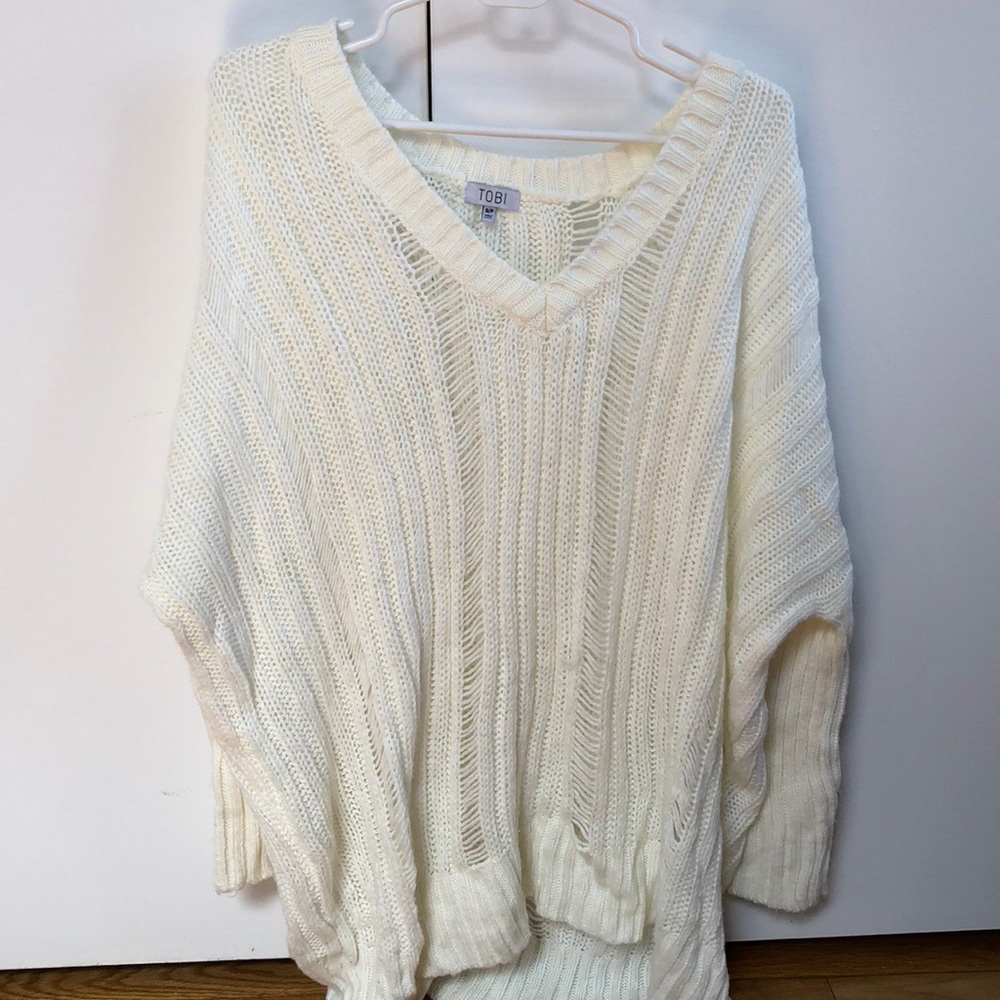 ❌ SOLD: Tobi Oversized Distressed V-Neck Sweater ❌